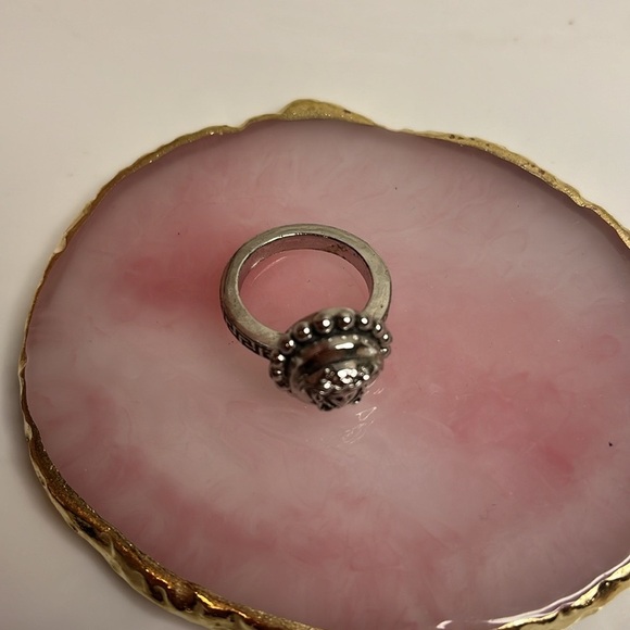 VERSACE VINTAGE MEDUSA RING - Picture 2 of 8